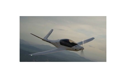 Risen l’ultraleggero più veloce del mondo